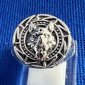 Mens Silver Wolf Ring